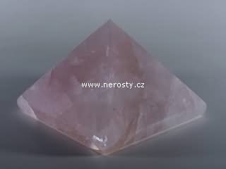 rose quartz, pyramid